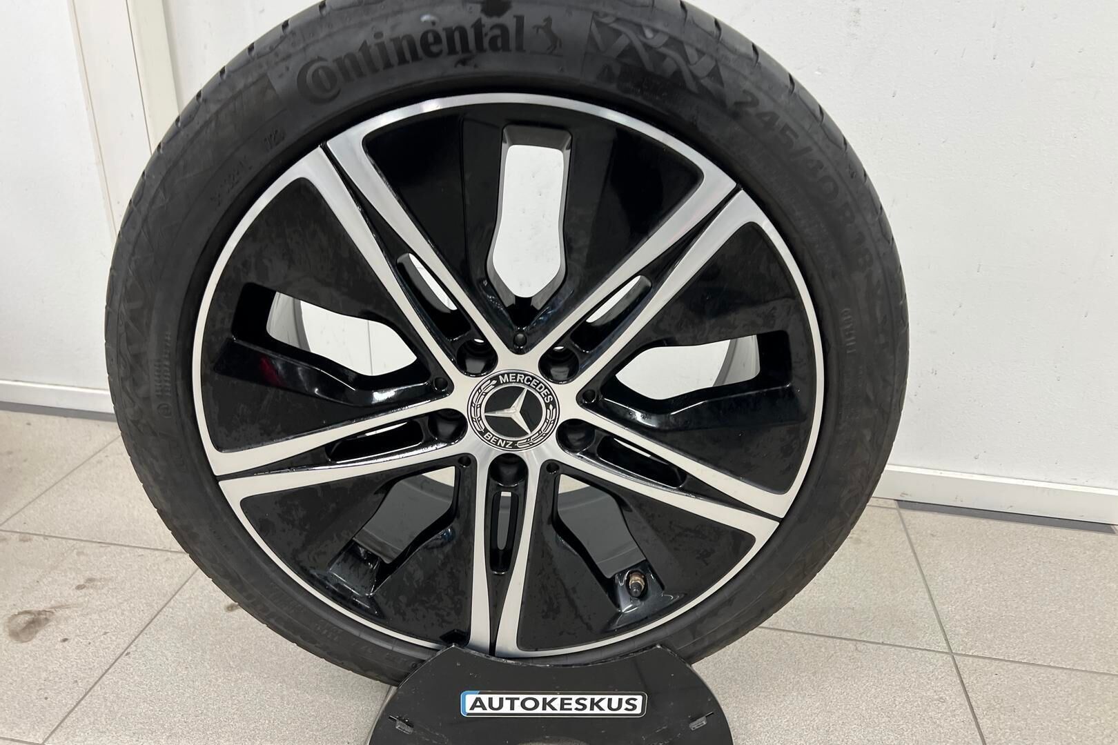 Mercedes-Benz C iso kuva 18