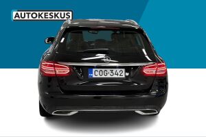 Mercedes-Benz C esikatselu 5