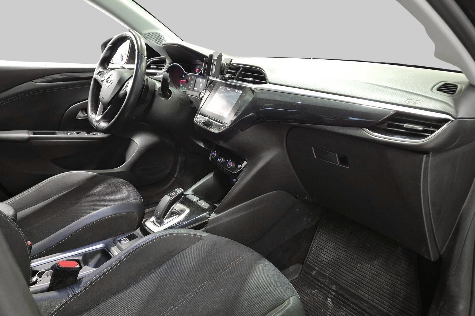 Opel Corsa iso kuva 5