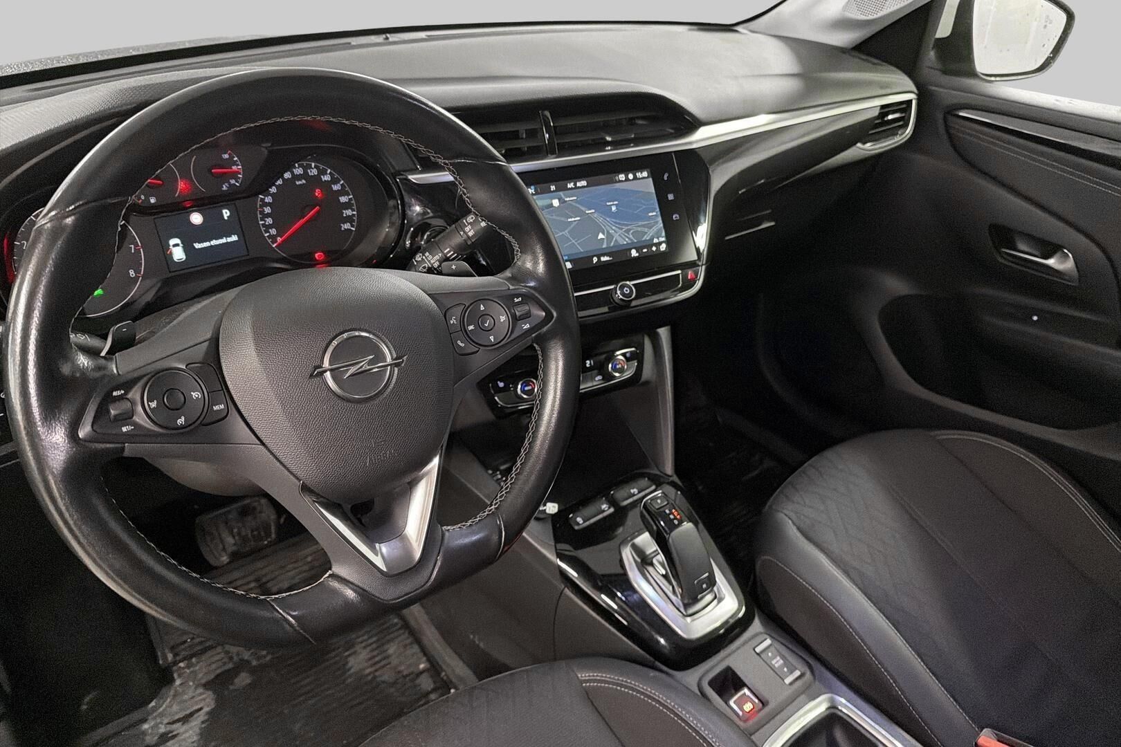 Opel Corsa iso kuva 1