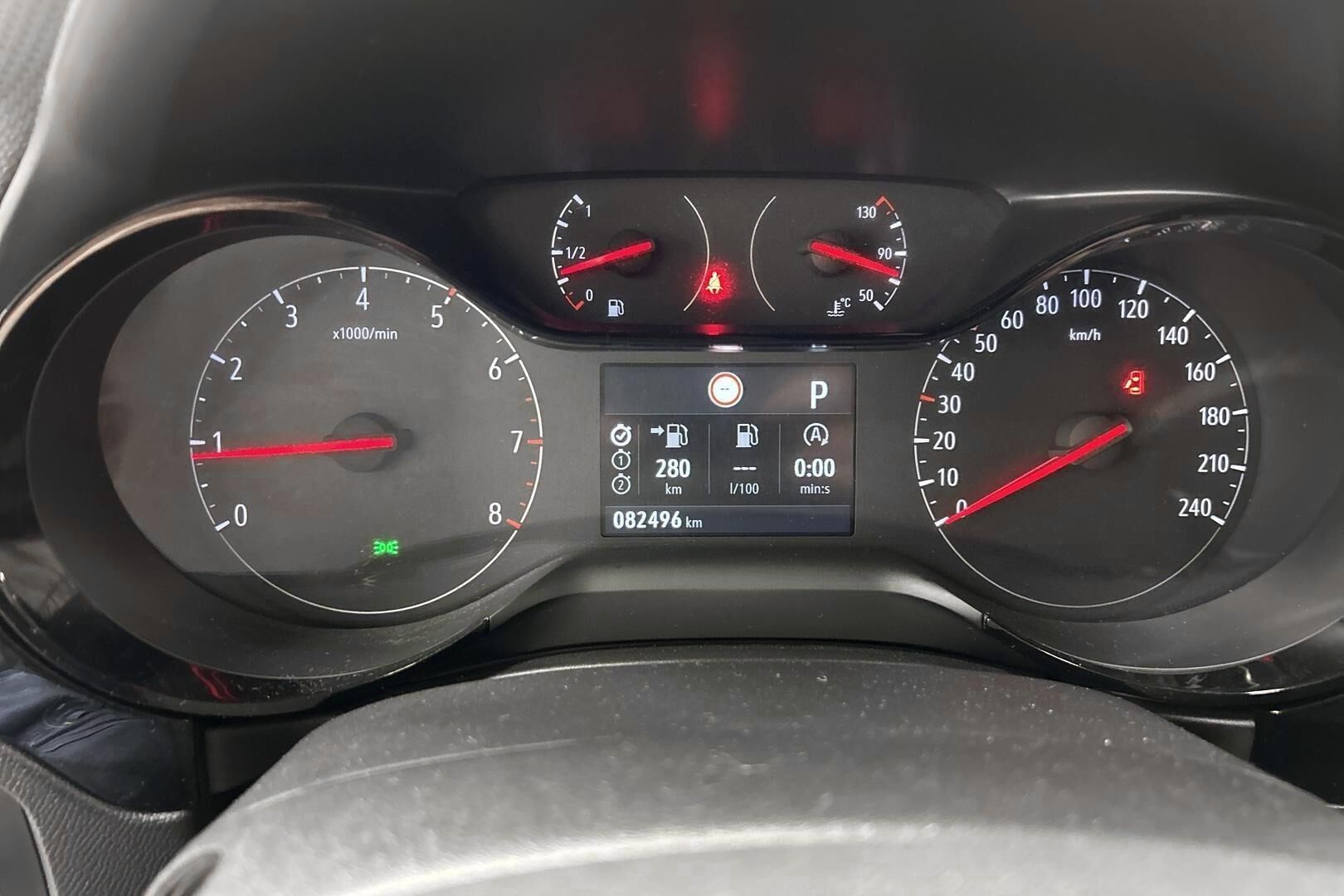 Opel Corsa iso kuva 16