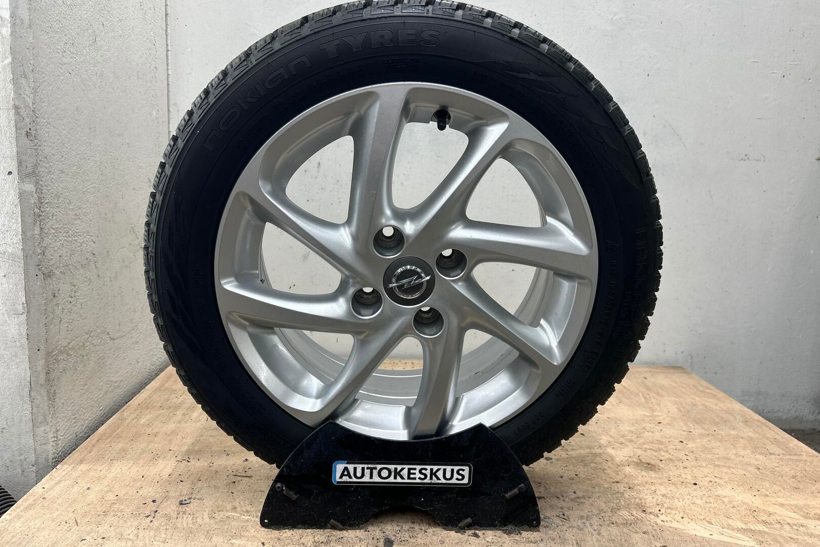 Opel Corsa iso kuva 22