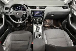 Skoda Octavia esikatselu 10
