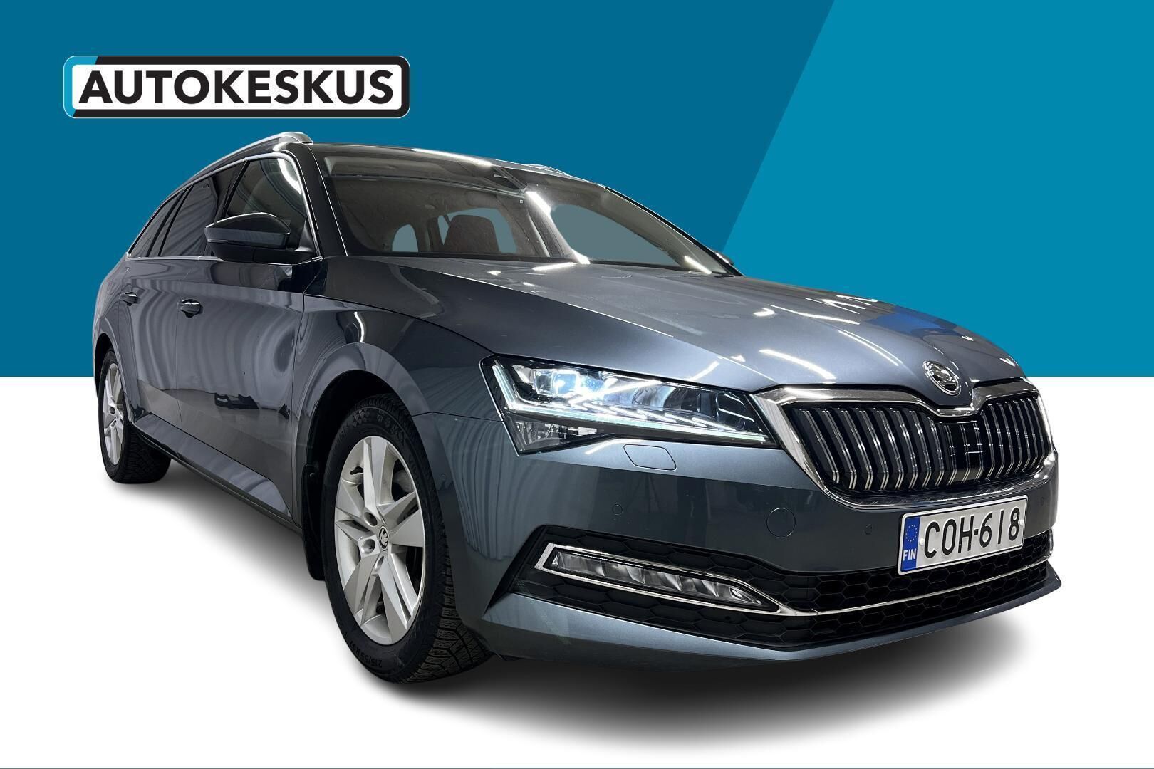 Skoda Superb iso kuva 4