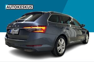 Skoda Superb esikatselu 6