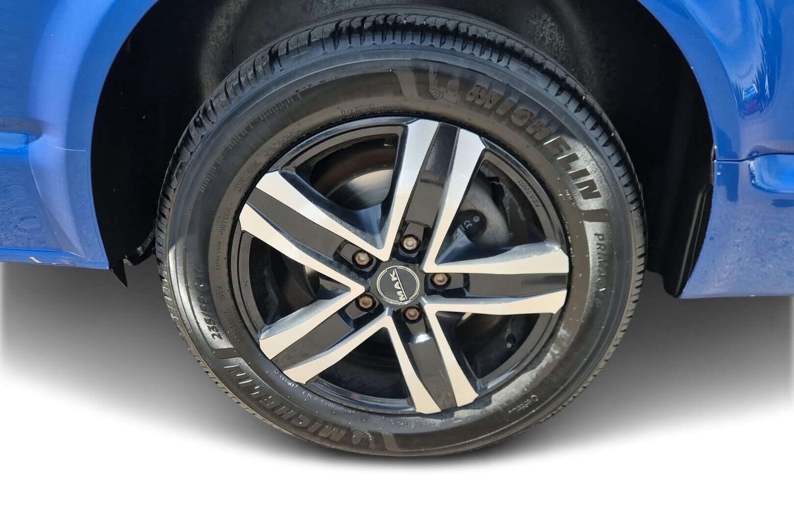 Volkswagen Transporter iso kuva 12