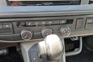 Volkswagen Transporter esikatselu 14
