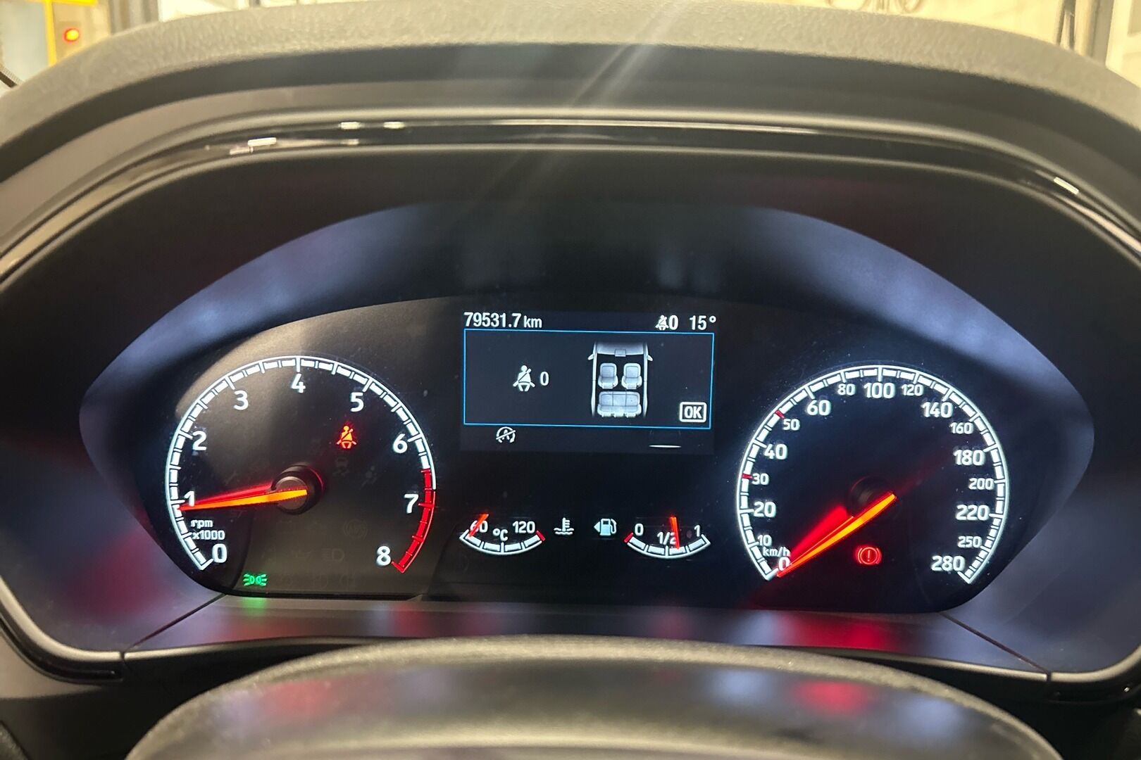 Ford Focus iso kuva 2