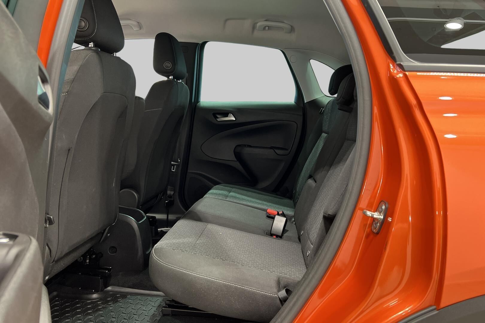 Opel Crossland X iso kuva 9