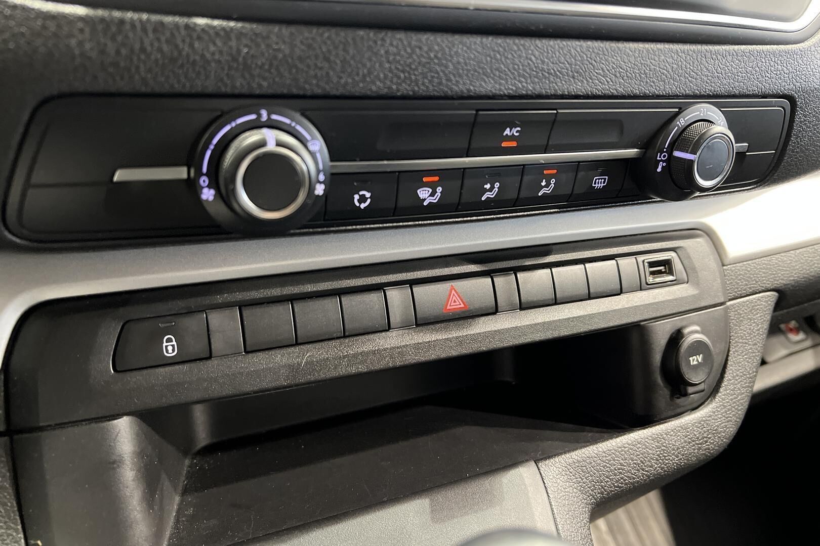 Toyota Proace Verso iso kuva 19