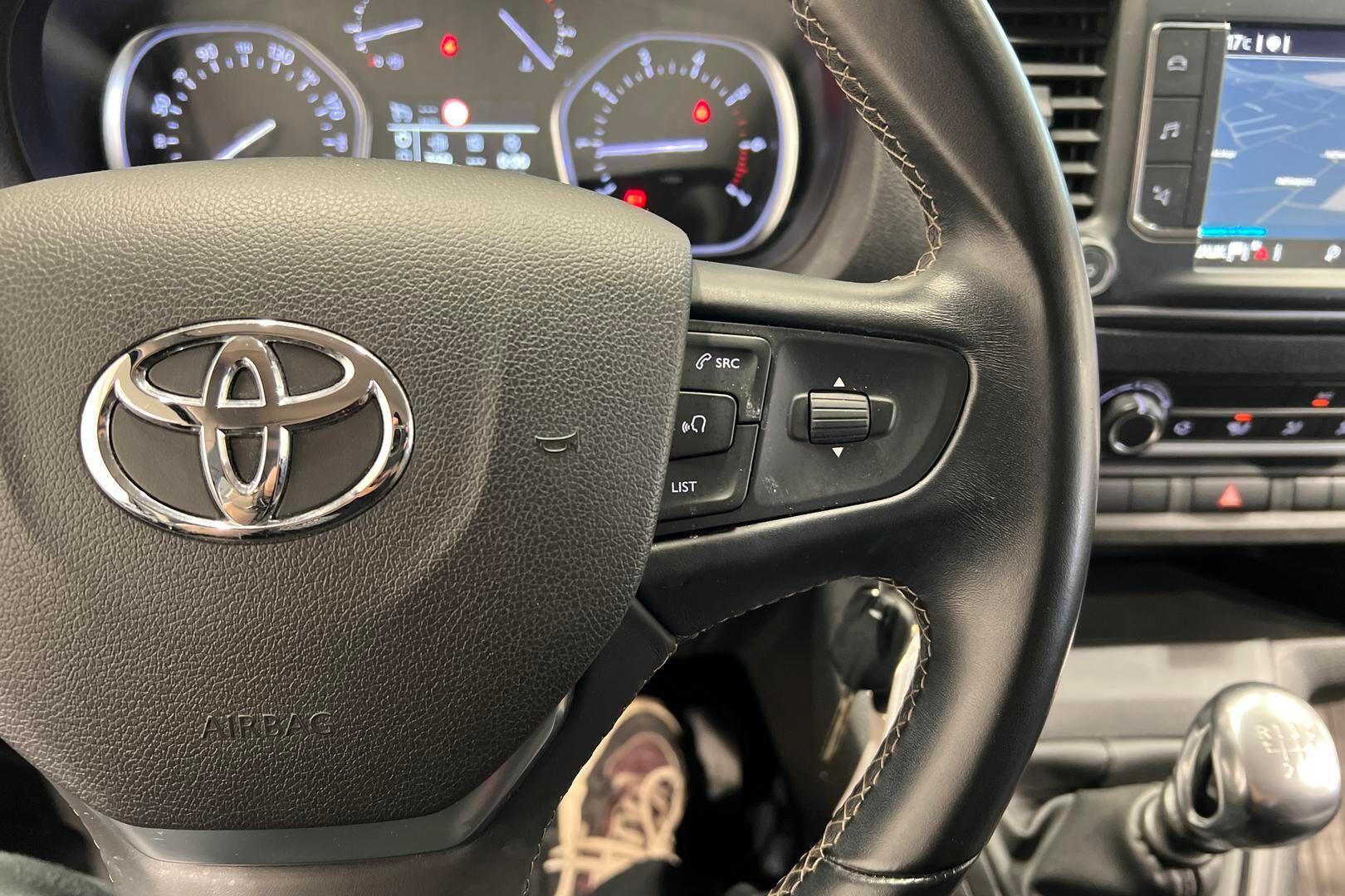 Toyota Proace Verso iso kuva 23