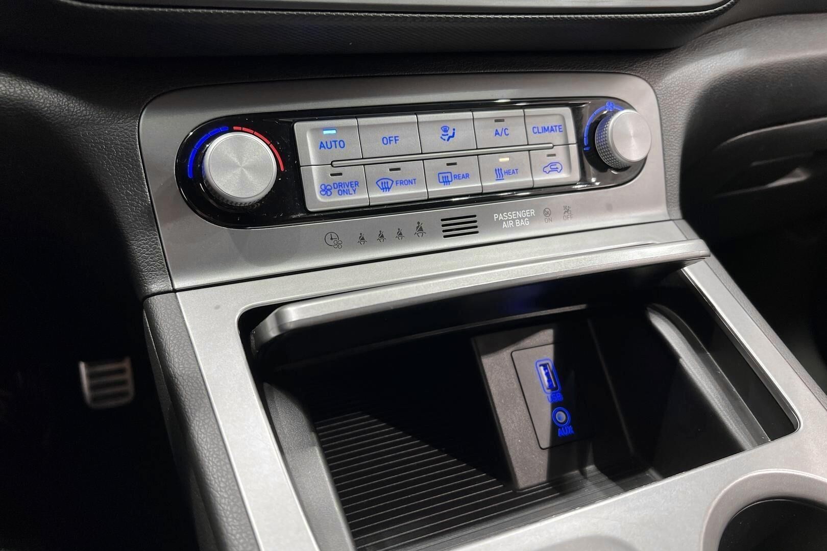 Hyundai KONA iso kuva 17