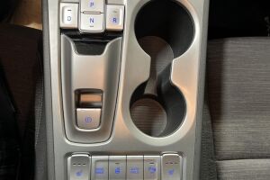 Hyundai KONA esikatselu 9