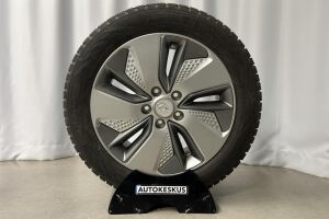 Hyundai KONA esikatselu 12