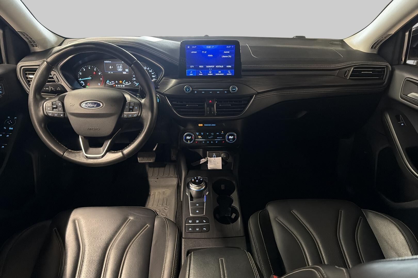 Ford Focus iso kuva 25