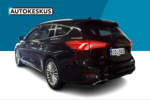 Ford Focus esikatselu 1