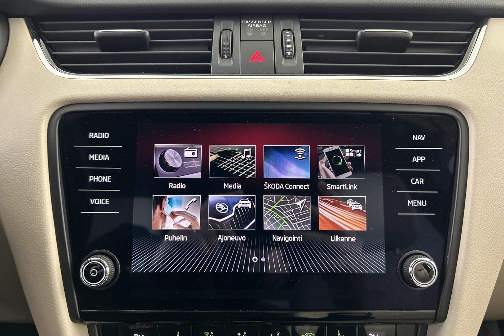 Skoda Octavia iso kuva 26