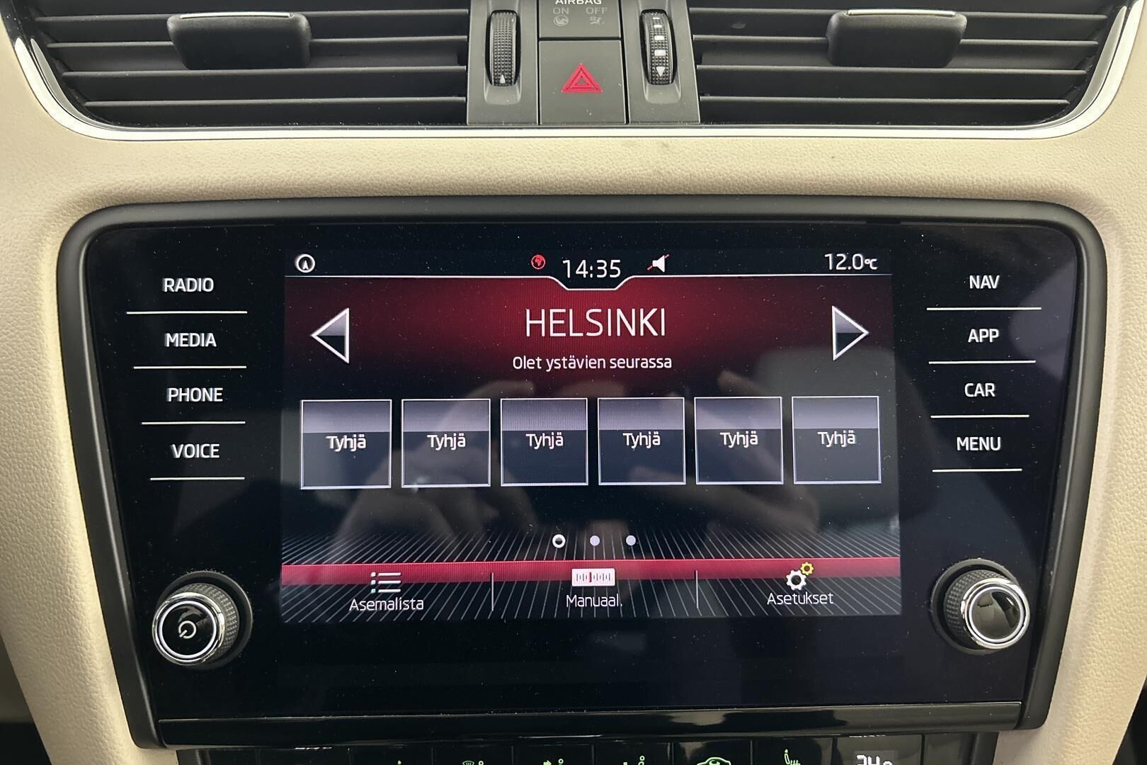 Skoda Octavia iso kuva 29