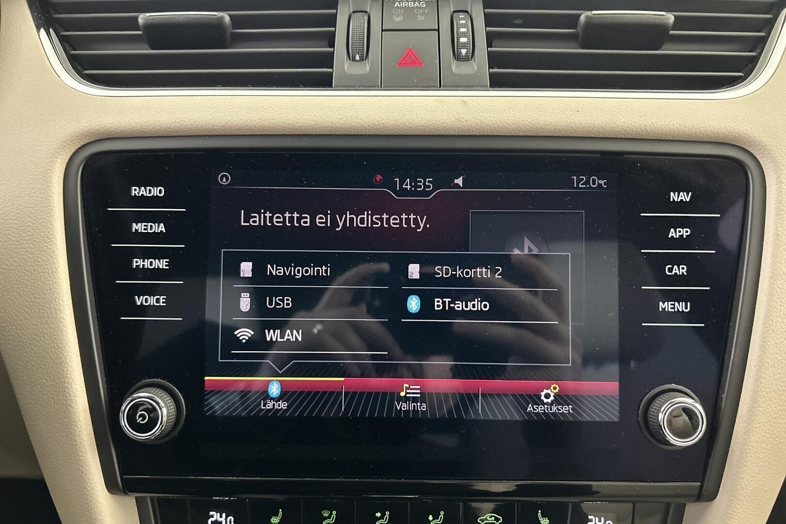 Skoda Octavia iso kuva 30