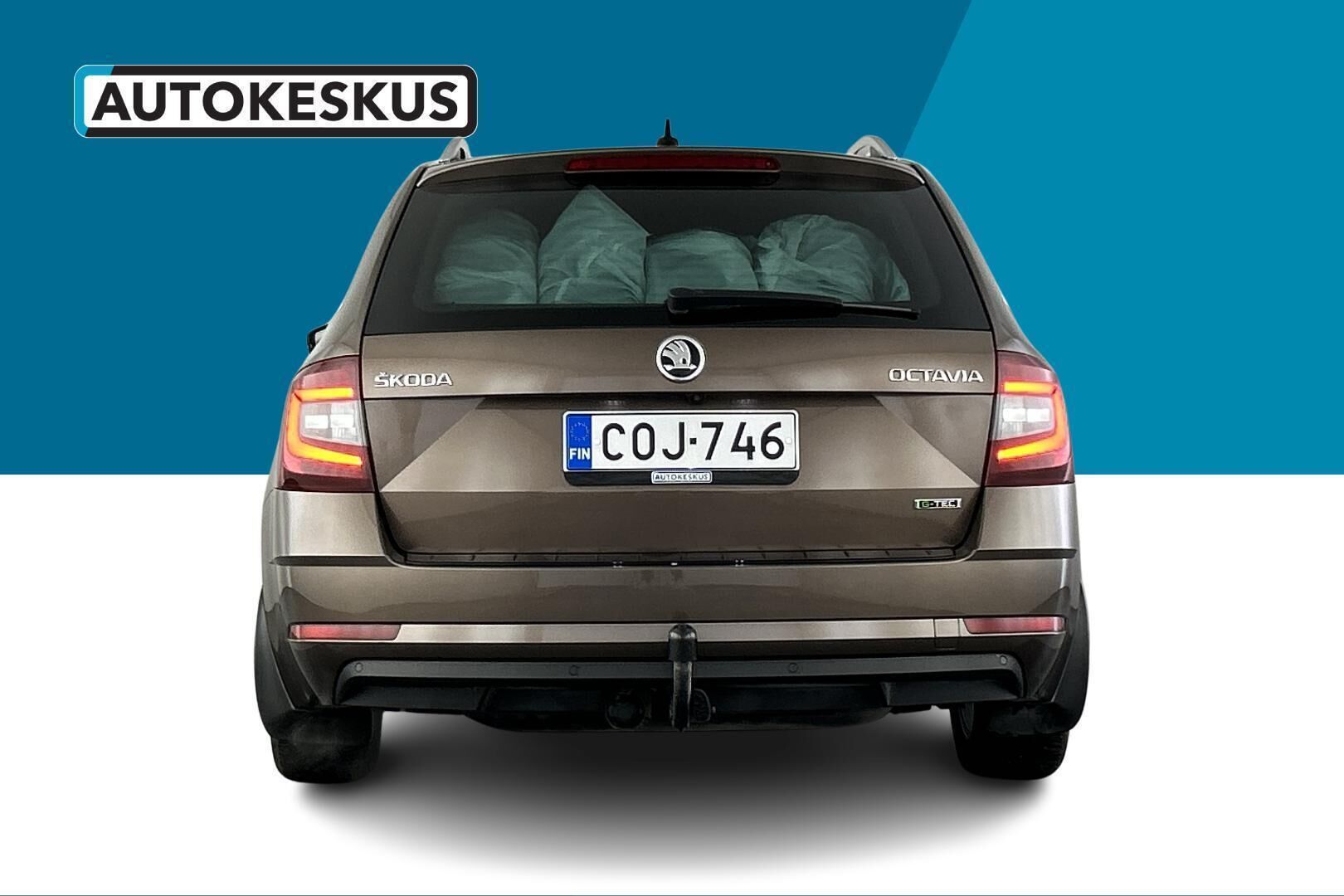 Skoda Octavia iso kuva 6