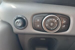 Ford Transit esikatselu 16
