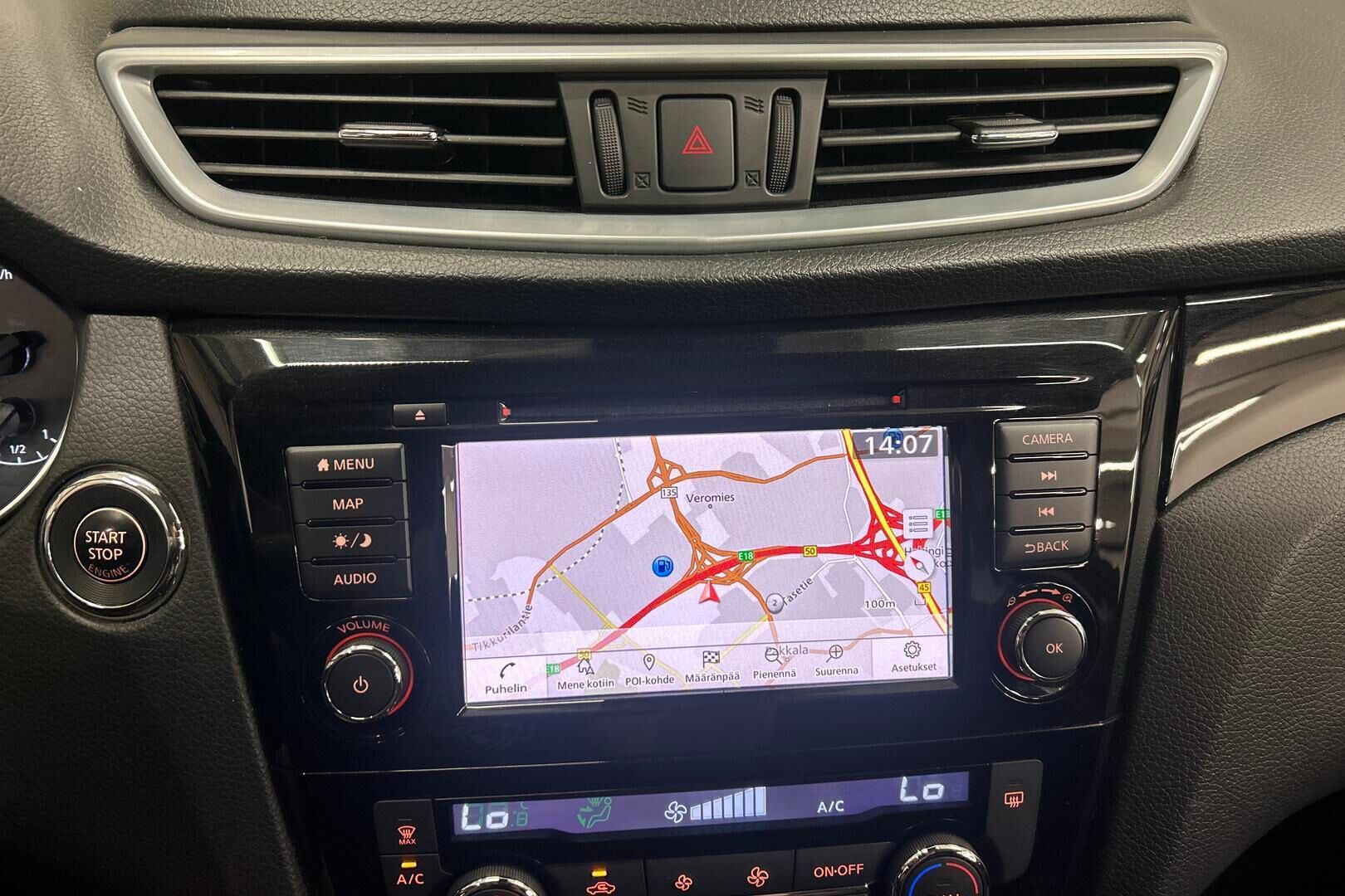 Nissan Qashqai iso kuva 16