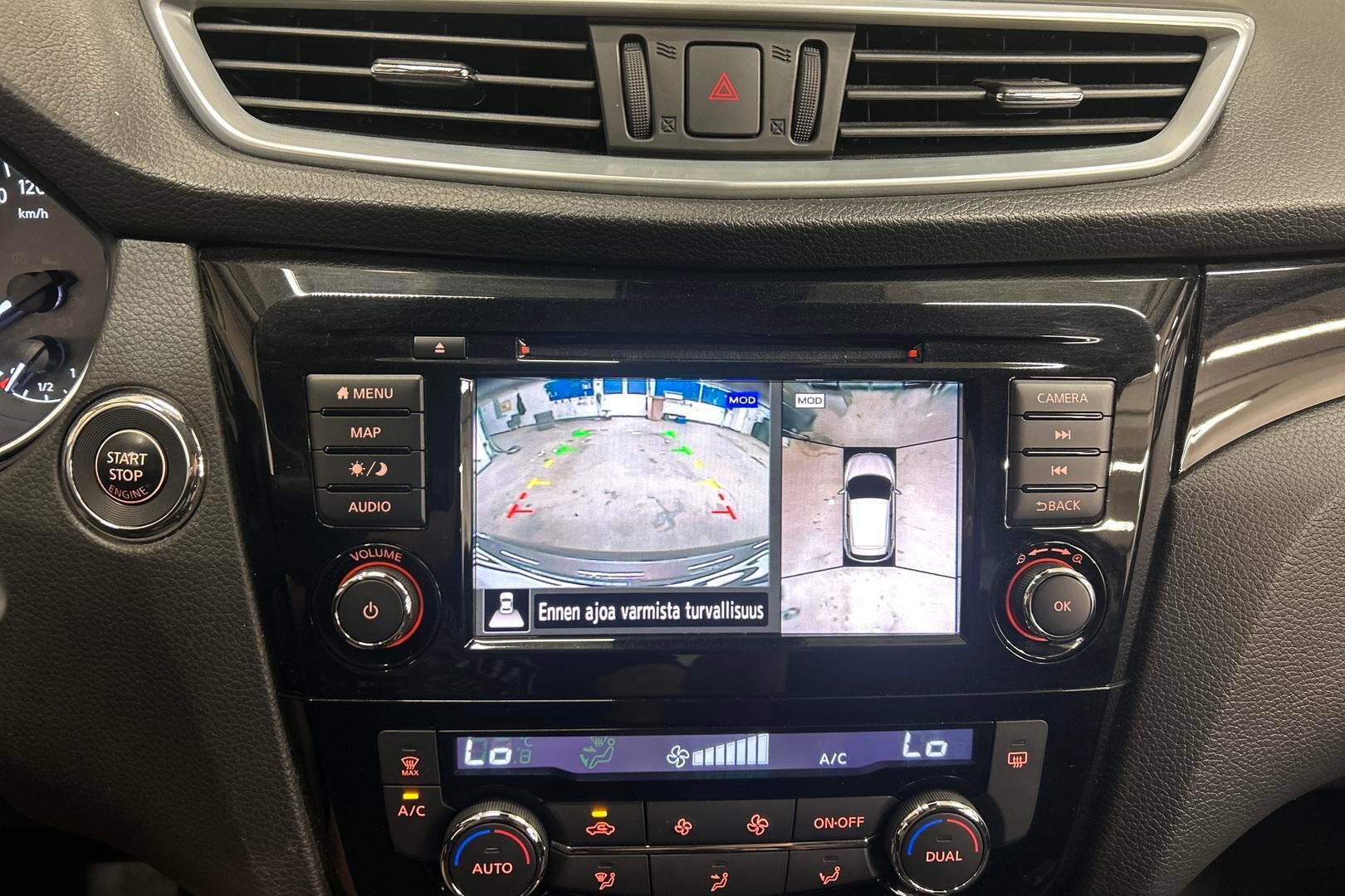 Nissan Qashqai iso kuva 17