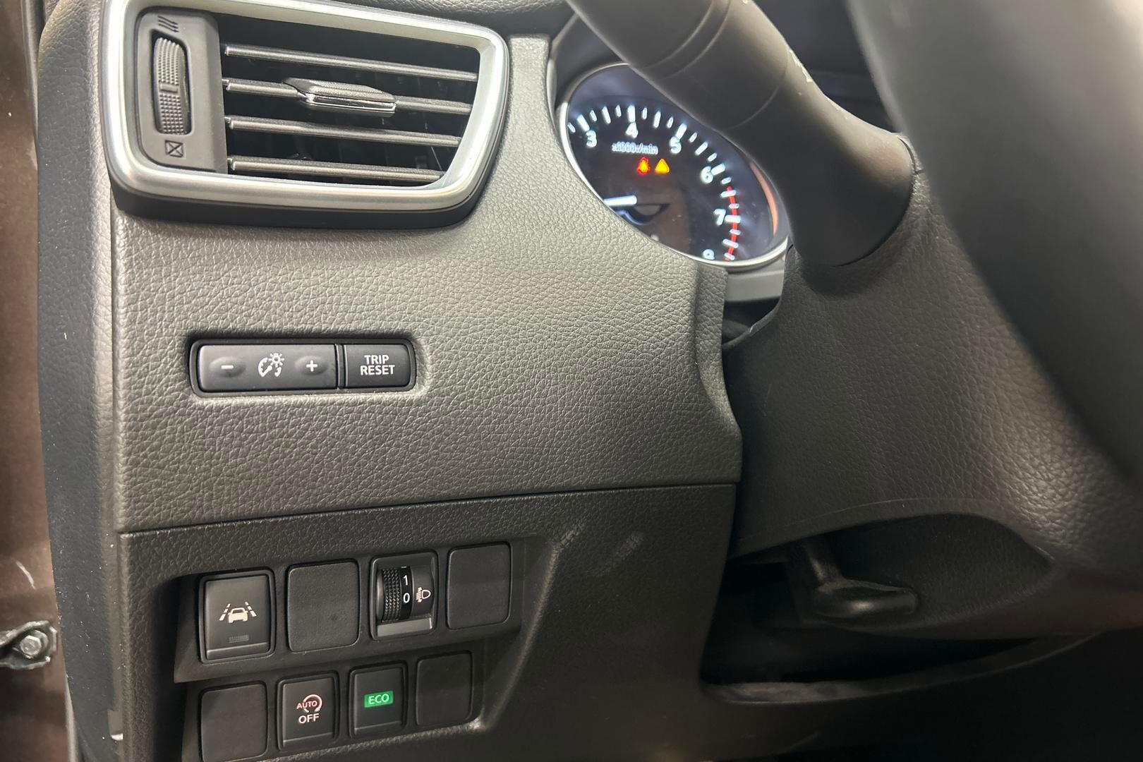 Nissan Qashqai iso kuva 20
