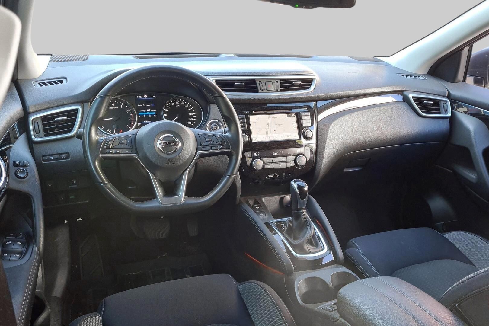 Nissan Qashqai iso kuva 1
