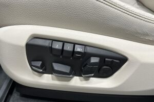 BMW X5 esikatselu 31