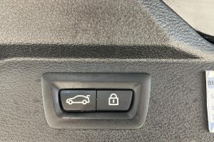 BMW X5 esikatselu 36