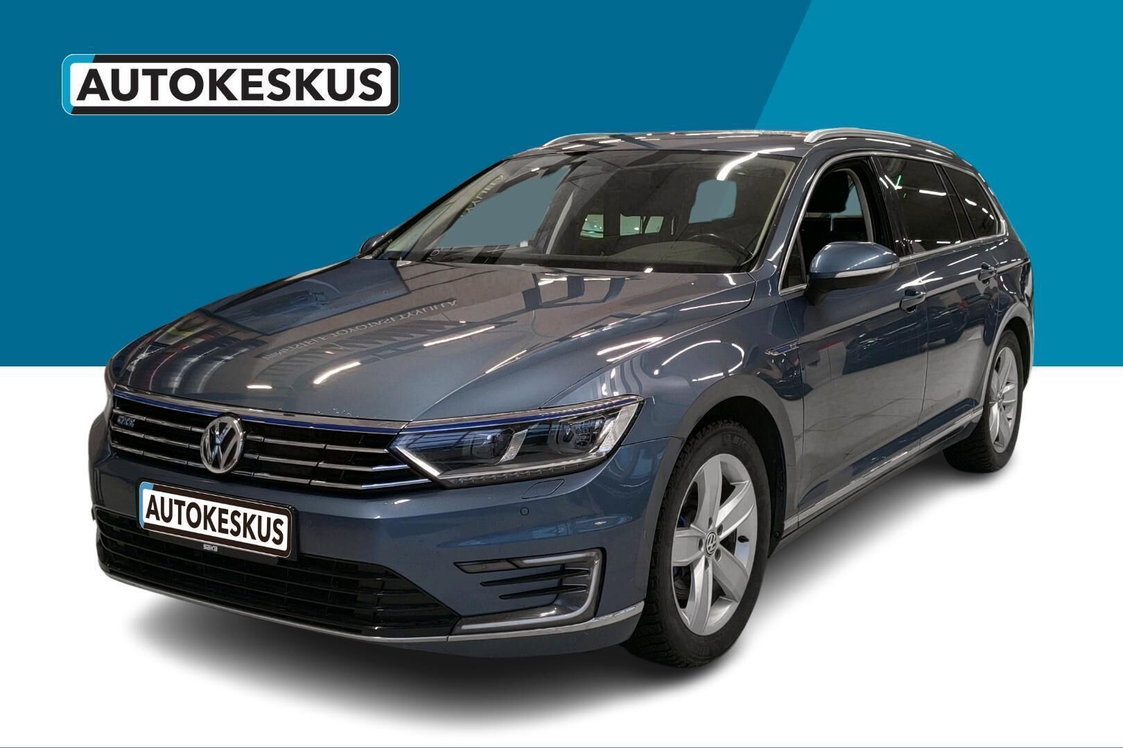 Volkswagen Passat iso kuva 0