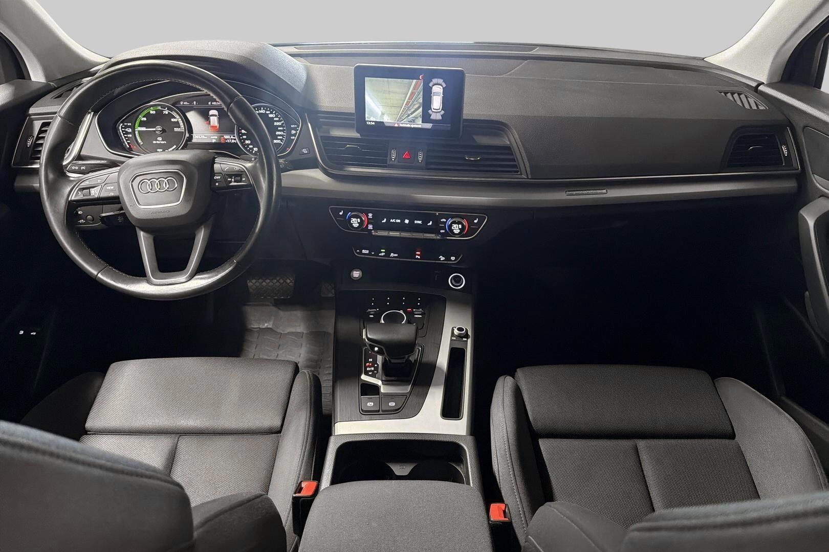 Audi Q5 iso kuva 11
