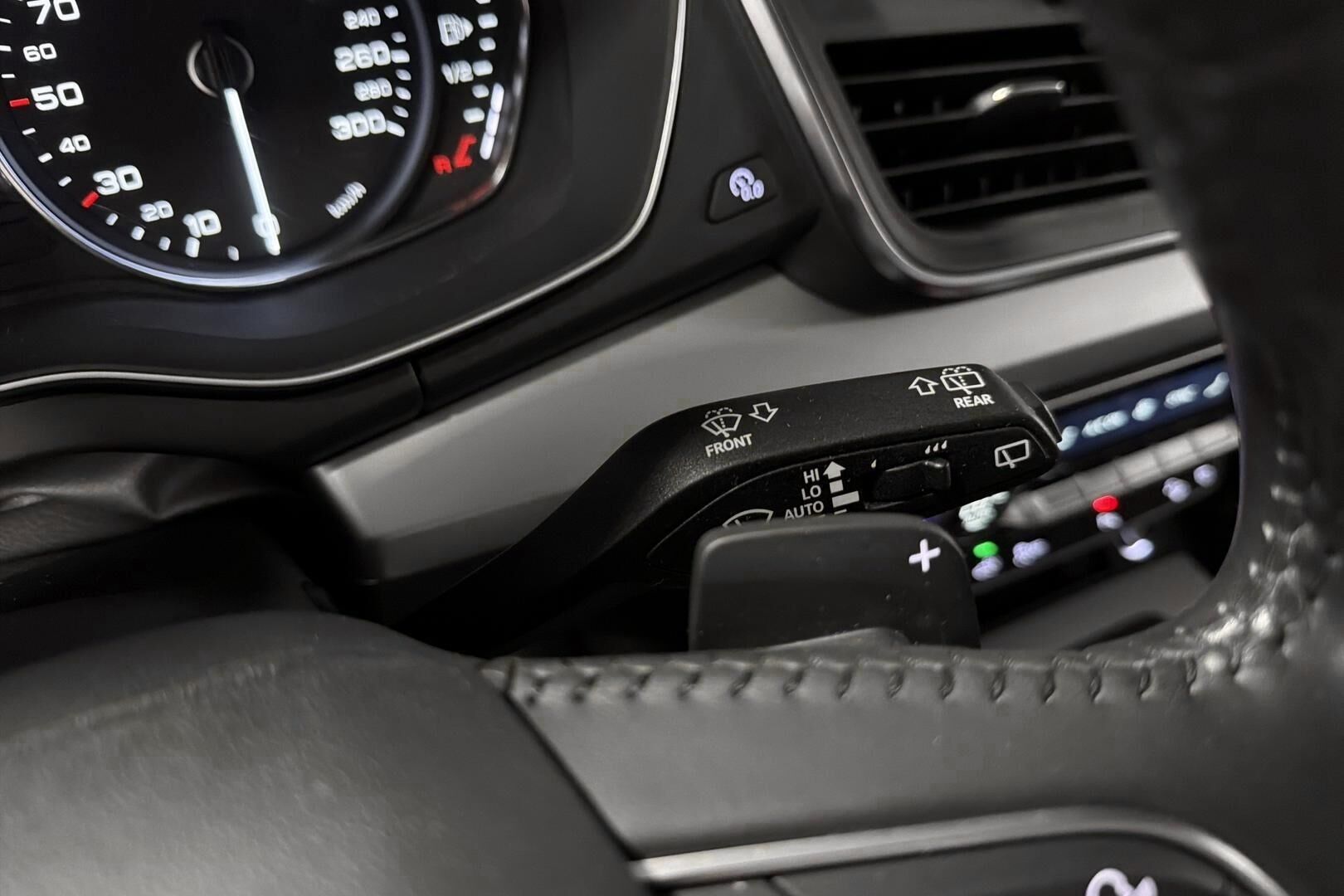 Audi Q5 iso kuva 21