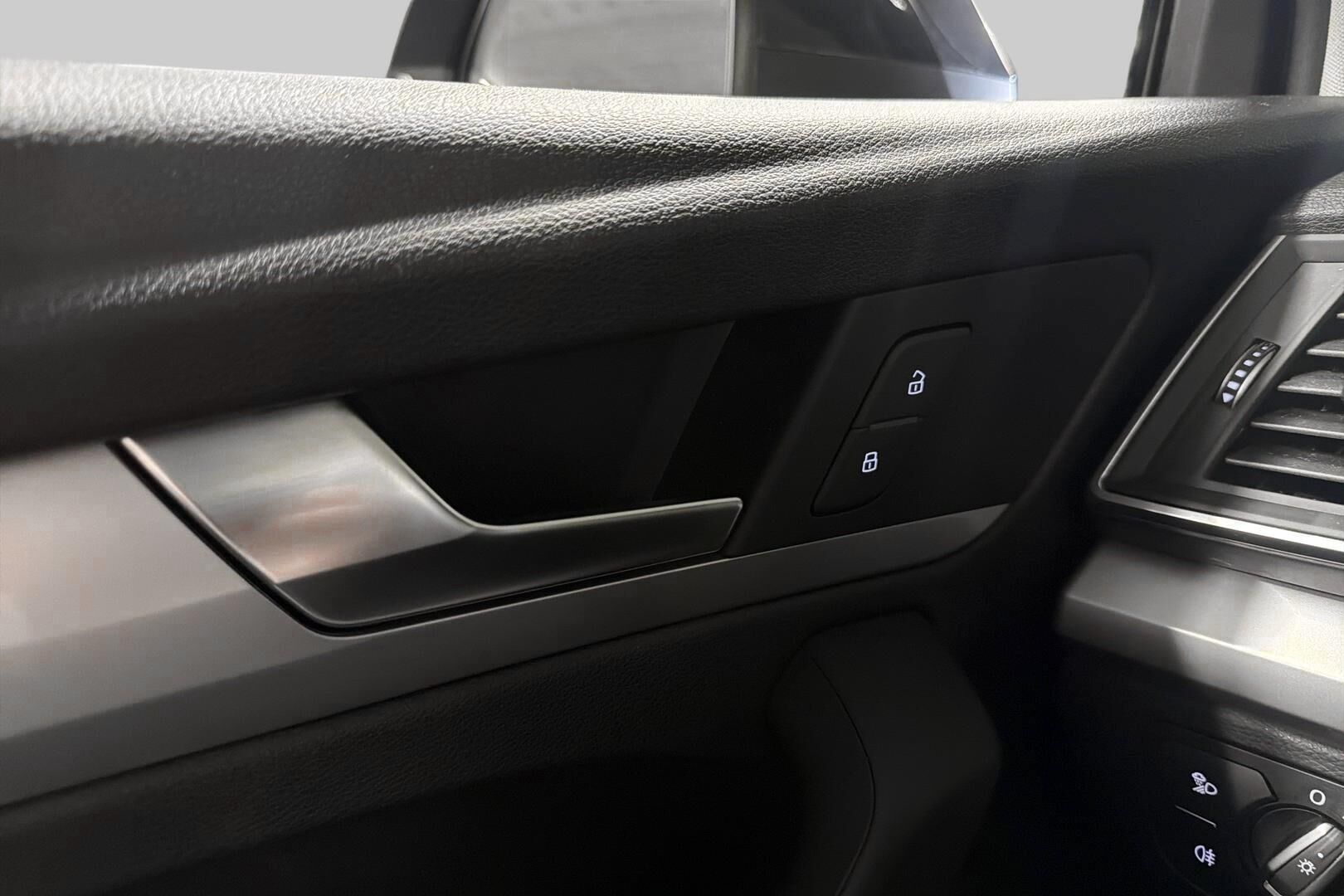 Audi Q5 iso kuva 25