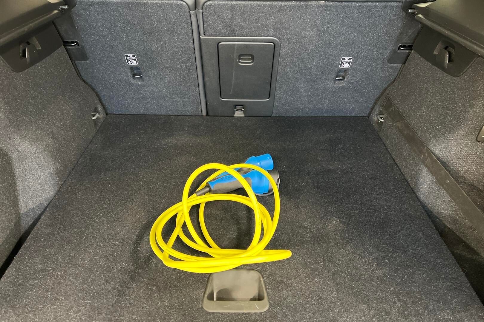 Volvo XC40 iso kuva 12