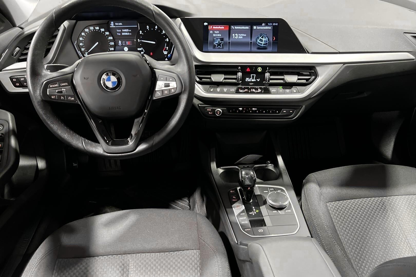 BMW 1-sarja iso kuva 11