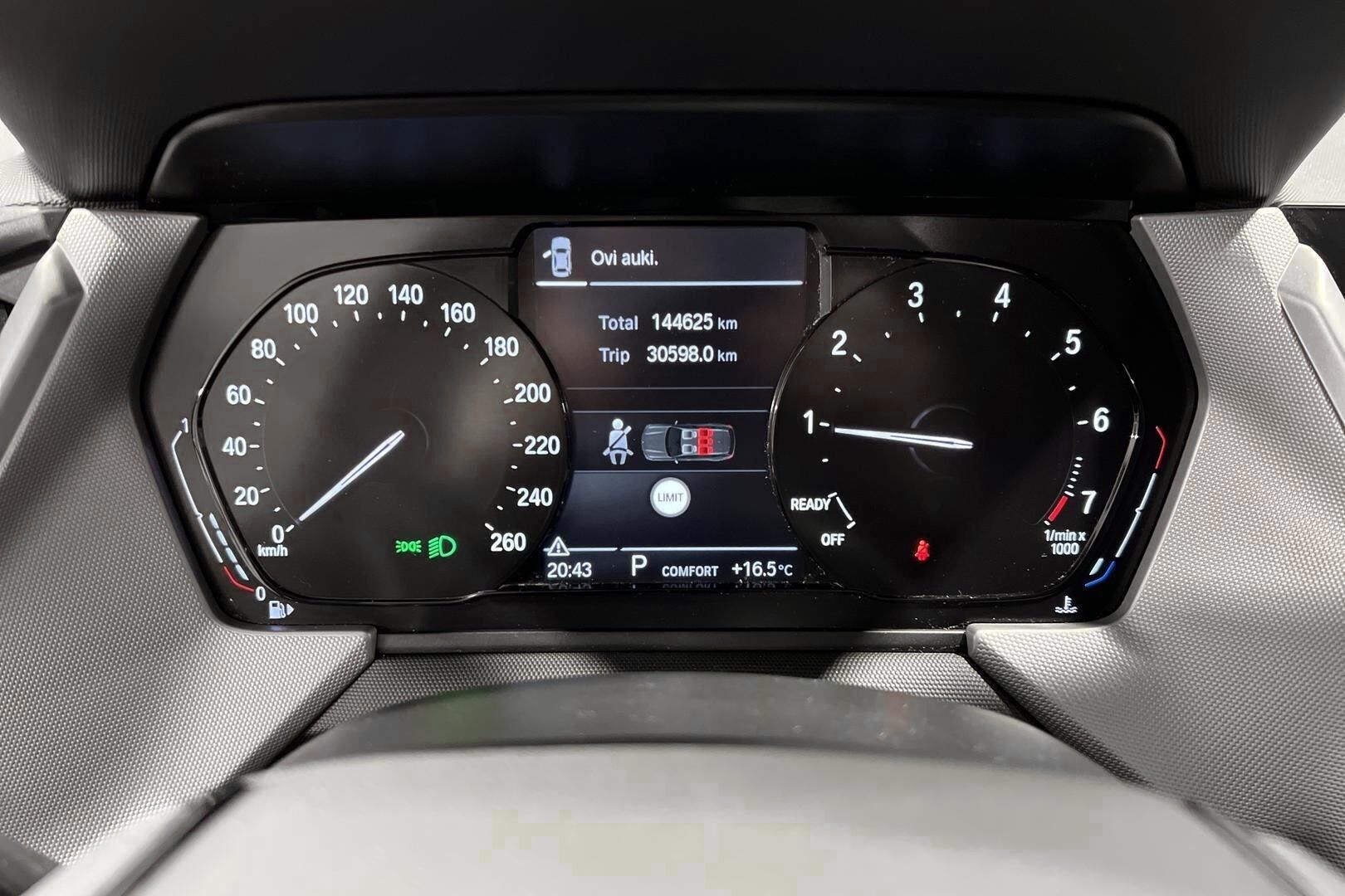 BMW 1-sarja iso kuva 16