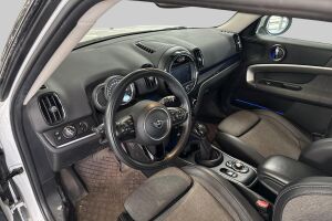 MINI Countryman esikatselu 2