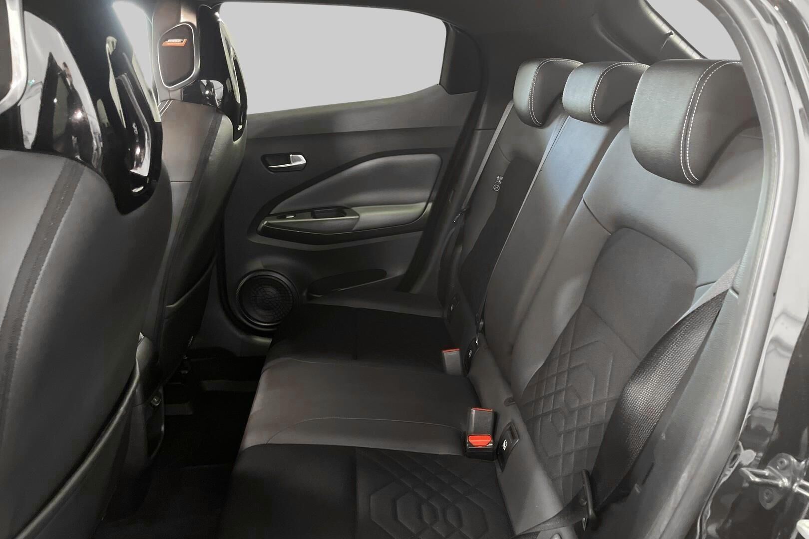 Nissan Juke iso kuva 10