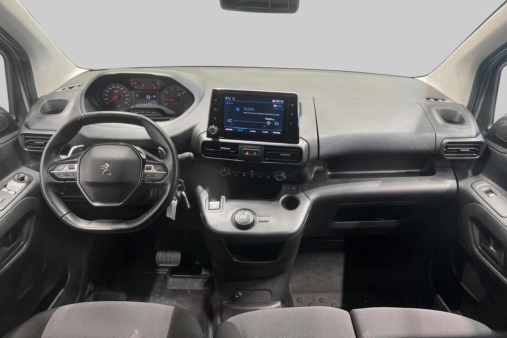 Peugeot Partner iso kuva 9