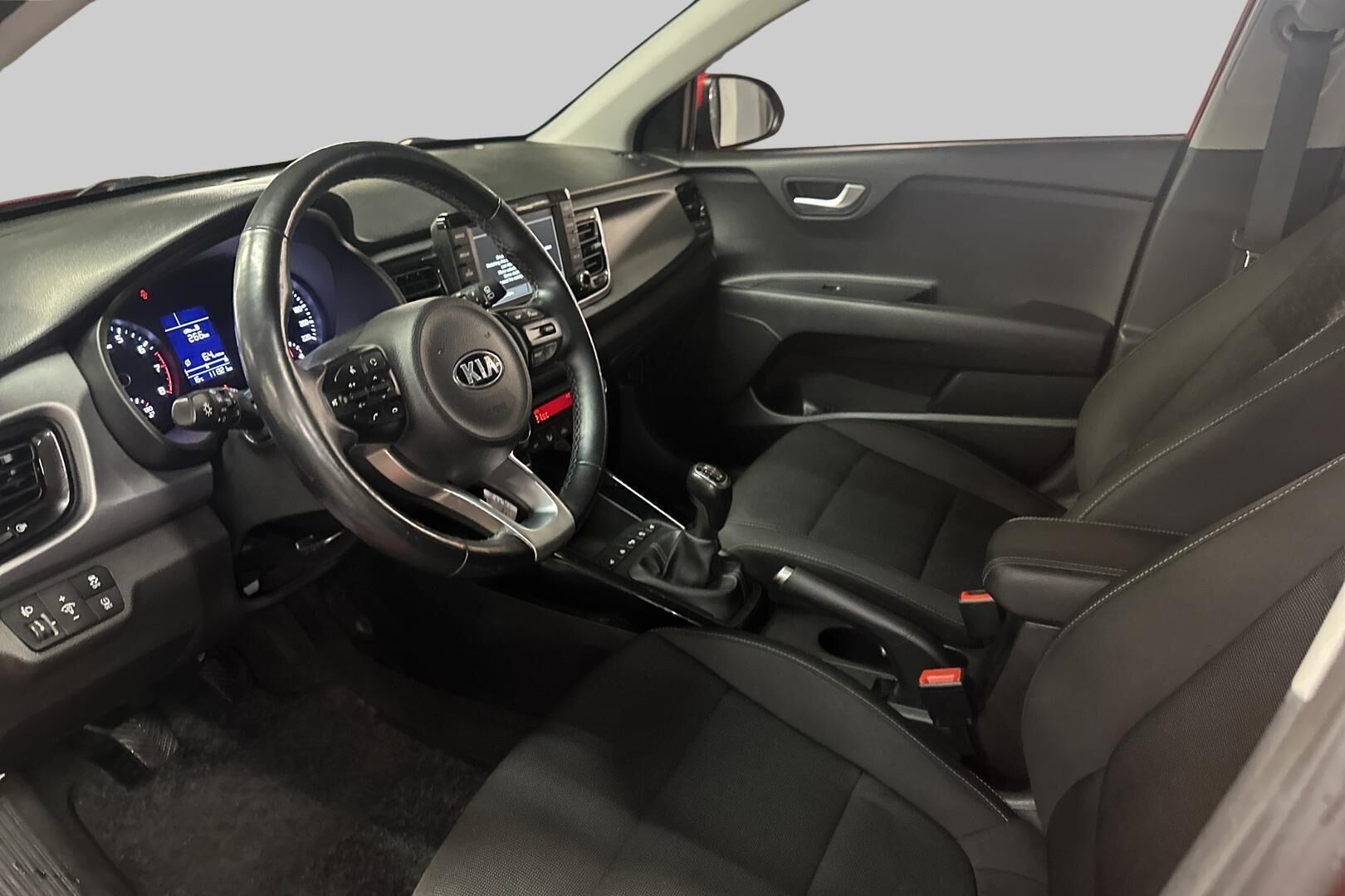 Kia Rio iso kuva 8