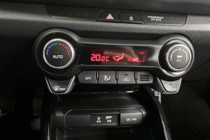 Kia Rio esikatselu 16