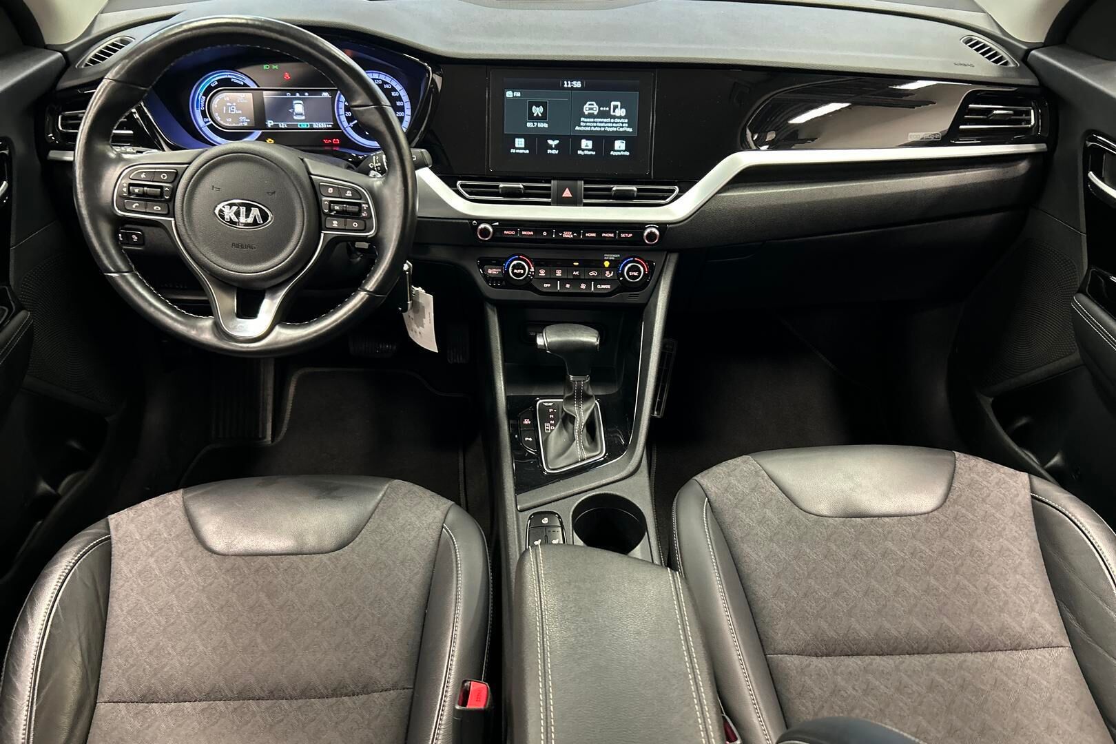 Kia Niro plug-in iso kuva 7