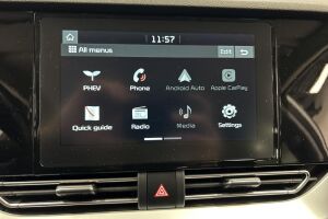 Kia Niro plug-in esikatselu 10