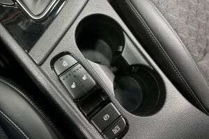 Kia Niro plug-in esikatselu 14