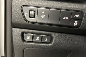 Kia Niro plug-in esikatselu 26