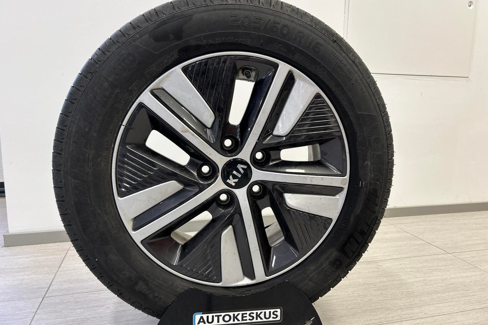 Kia Niro plug-in iso kuva 18