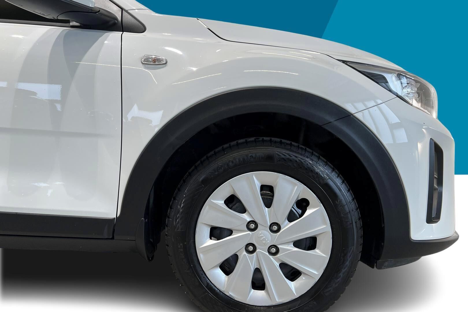 Kia Stonic iso kuva 13