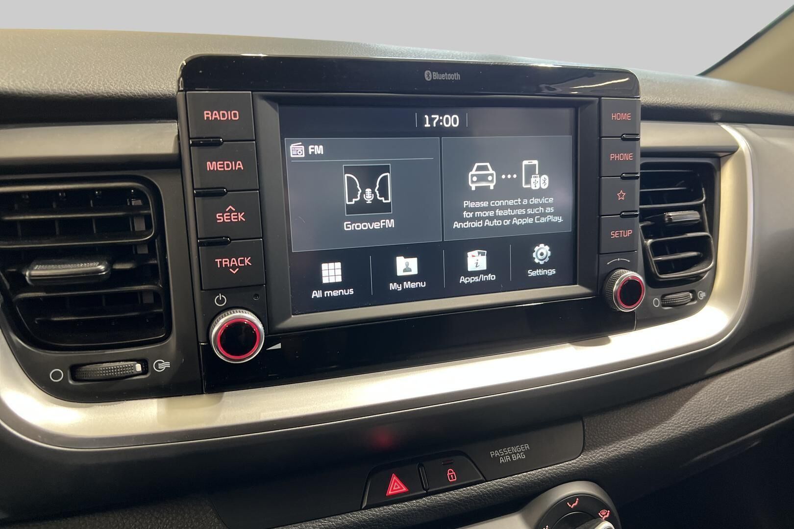 Kia Stonic iso kuva 15